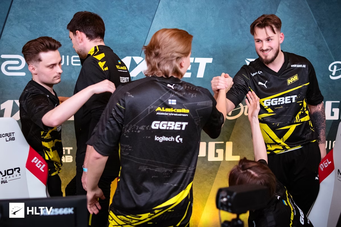 教练XTQZZZ逆风翻盘：大满贯赛场压力释放与胜利曙光