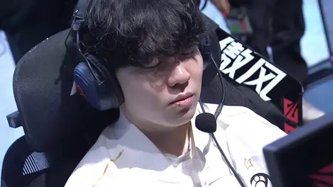 LCK总决赛开幕式MINJU惊艳亮相点燃现场