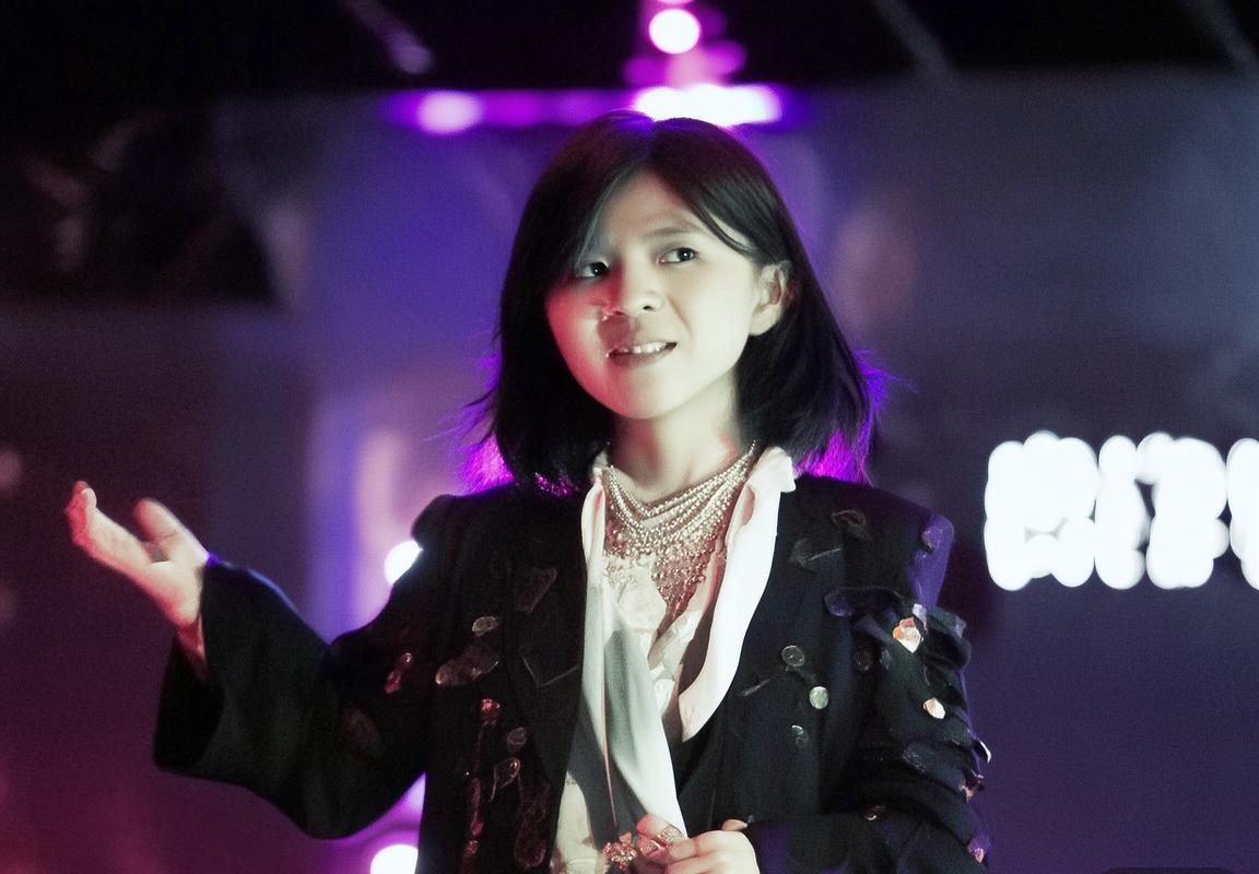 代练级表现！DK打野Lucid盲僧秀翻全场，保留出线希望